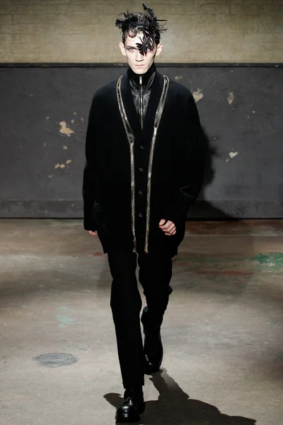 Look 23